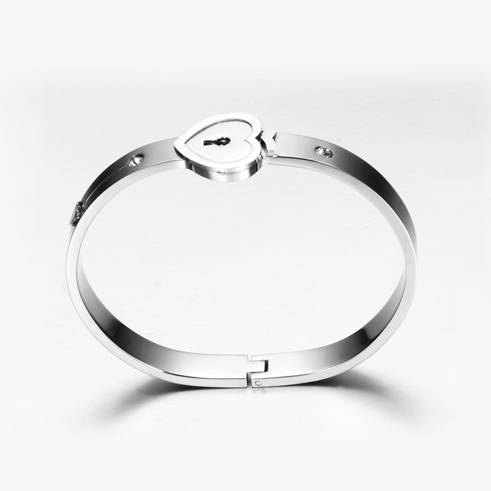 New Arrival Couple Bracelet Alloy key Heart Lock Charm Bracelet Handma –  Techcomerc